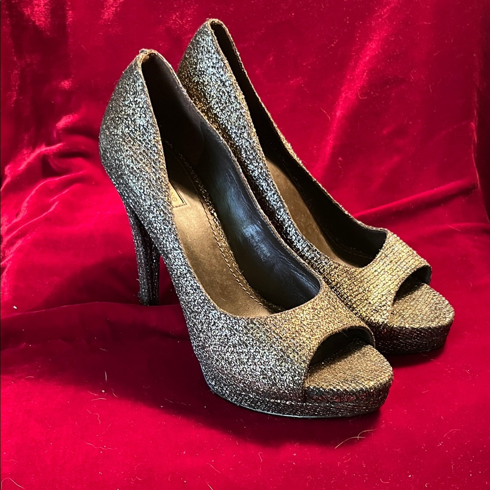 Vera Wang Glittering Black, Gold, & Silver Peep-Toe Heels in a Soft Linen Weave